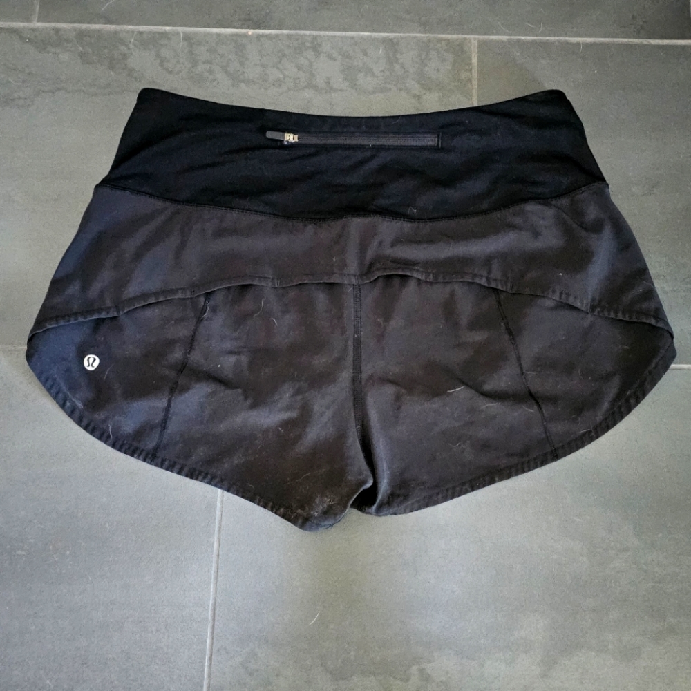 Lululemon Speed Up shorts - 4 in mid rise